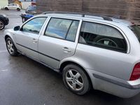 Gebraucht Skoda Octavia Ambiente 110 PS (80 kW) 2003 Silber Kombi
