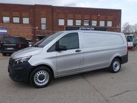 Gebraucht Mercedes Vito 136 PS (100 kW) 2017 Silber Van
