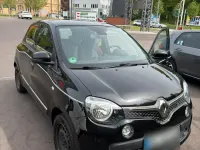 Gebraucht Renault Twingo 90 PS (66 kW) 2015 Schwarz Kleinwagen