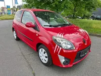 Gebraucht Renault Twingo 76 PS (55 kW) 2009 Rot Kleinwagen