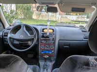 Gebraucht Opel Astra 65 PS (47 kW) 1998 Silber Limousine