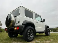 Gebraucht Suzuki Jimny Comfort+ 105 PS (77 kW) 2020 Weiß SUV