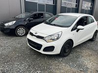 Gebraucht Kia Rio Edition 7 109 PS (80 kW) 2013 Weiß Limousine