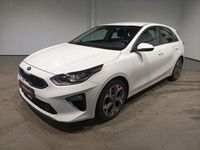 Gebraucht Kia Ceed Spirit 160 PS (117 kW) 2022 Weiß Kleinwagen