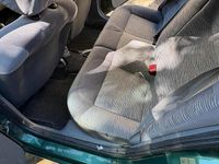 Gebraucht Renault Mégane 95 PS (69 kW) 2001 Grün Limousine