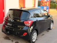 Gebraucht Hyundai i10 67 PS (49 kW) 2014 Schwarz Kleinwagen