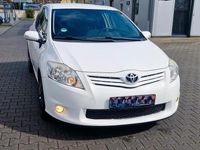 Gebraucht Toyota Auris 125 PS (91 kW) 2011 Weiß Kleinwagen