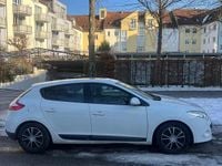 Gebraucht Renault Mégane 101 PS (74 kW) 2009 Weiß Limousine