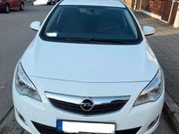 Gebraucht Opel Astra Edition 116 PS (85 kW) 2011 Weiß Limousine
