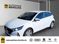 Gebraucht Hyundai i20 Select 101 PS (74 kW) 2021 Weiß Kleinwagen
