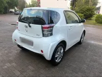 Gebraucht Toyota iQ 68 PS (50 kW) 2009 Weiß Kleinwagen