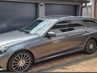 Gebraucht Mercedes E220 Edition 170 PS (125 kW) 2016 Grau Limousine