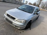 Gebraucht Opel Astra 101 PS (74 kW) 2002 Silber Limousine