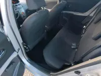 Gebraucht Toyota Yaris 101 PS (74 kW) 2011 Silber Kleinwagen