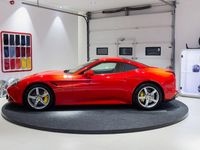 Gebraucht Ferrari California 560 PS (411 kW) 2015 Rot Cabrio