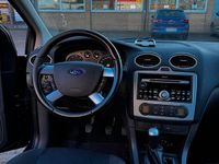 Second-hand Ford Focus 101 CP (74 kW) 2006 Gri Berlinǎ