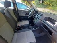 Gebraucht Skoda Fabia 60 PS (44 kW) 2009 Blau Limousine