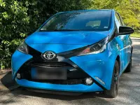 Gebraucht Toyota Aygo 69 PS (50 kW) 2015 Blau Kleinwagen