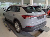 Gebraucht Audi Q4 e-tron Basis 125 kW (170 PS) 2023 Kieselgrau SUV