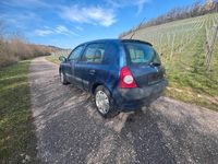 Gebraucht Renault Clio II 98 PS (72 kW) 2002 Blau Kleinwagen