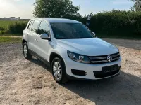 Gebraucht VW Tiguan Trendline 125 PS (91 kW) 2016 Weiß SUV