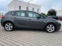 Gebraucht Opel Astra 116 PS (85 kW) 2009 Grau Limousine