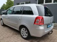 Gebraucht Opel Zafira Innovation 140 PS (102 kW) 2010 Silber Van / Kleinbus