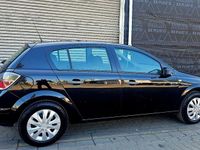 Gebraucht Opel Astra Innovation 90 PS (66 kW) 2009 Schwarz Limousine