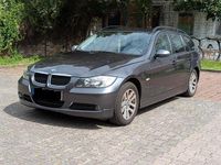 Gebraucht BMW 320 170 PS (125 kW) 2008 Grau Kombi
