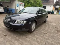 Używany Audi A4 131 KM (96 kW) 2001 Czarny Sedan/Limuzyna