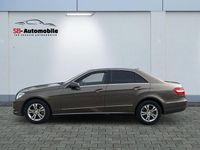 Gebraucht Mercedes E200 136 PS (100 kW) 2011 Grau Limousine