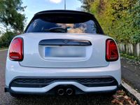 Second-hand Mini Cooper S Classic 178 CP (130 kW) 2022 Argintiu Hatchback