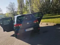 Gebraucht VW Golf VI 105 PS (77 kW) 2011 Blau Kleinwagen
