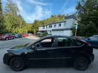 Gebraucht Ford Focus 101 PS (74 kW) 2006 Schwarz Kleinwagen
