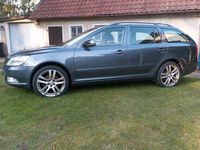 Gebraucht Skoda Octavia 140 PS (102 kW) 2010 Grau Kombi