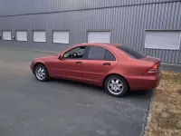 Gebraucht Mercedes C180 Elegance 129 PS (94 kW) 2002 Rot Kombi