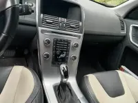 Gebraucht Volvo XC60 190 PS (139 kW) 2017 Weiß SUV