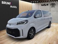 Gebraucht Toyota Proace Verso Team 177 PS (130 kW) 2024 Weiß Kombi