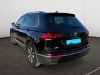 Gebraucht VW Tiguan Move 122 PS (89 kW) 2023 Schwarz SUV