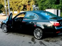 Gebraucht BMW 525 Sport Line 177 PS (130 kW) 2006 Schwarz Limousine