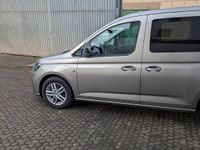 Gebraucht VW Caddy 122 PS (89 kW) 2021 Braun Van / Kleinbus