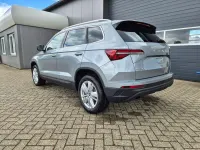 Neu Skoda Karoq Selection 150 PS (110 kW) 2026 Silber SUV
