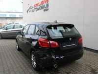 gebraucht BMW 218 Active Tourer i Advantage Automatik Navi