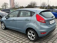 Gebraucht Ford Fiesta Titanium 90 PS (66 kW) 2008 Grau Limousine