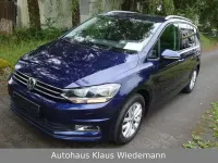 Gebraucht VW Touran Comfortline 150 PS (110 kW) 2016 Blau Van / Kleinbus