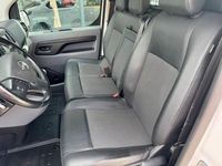Gebraucht Opel Vivaro 150 PS (110 kW) 2019 Weiß Van / Kleinbus