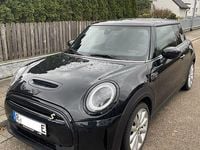 Gebraucht Mini Cooper SE Essential 135 kW (184 PS) 2023 Schwarz Kleinwagen