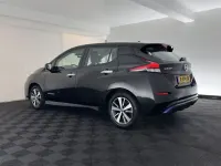 Gebraucht Nissan Leaf Acenta 110 kW (150 PS) 2020 Schwarz Kleinwagen