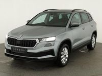 Neu Skoda Karoq Selection 150 PS (110 kW) 2025 Smokey diamond silver metallic SUV