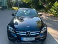 Gebraucht Mercedes C180 156 PS (114 kW) 2014 Blau Limousine